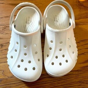 White Crocs- 11T